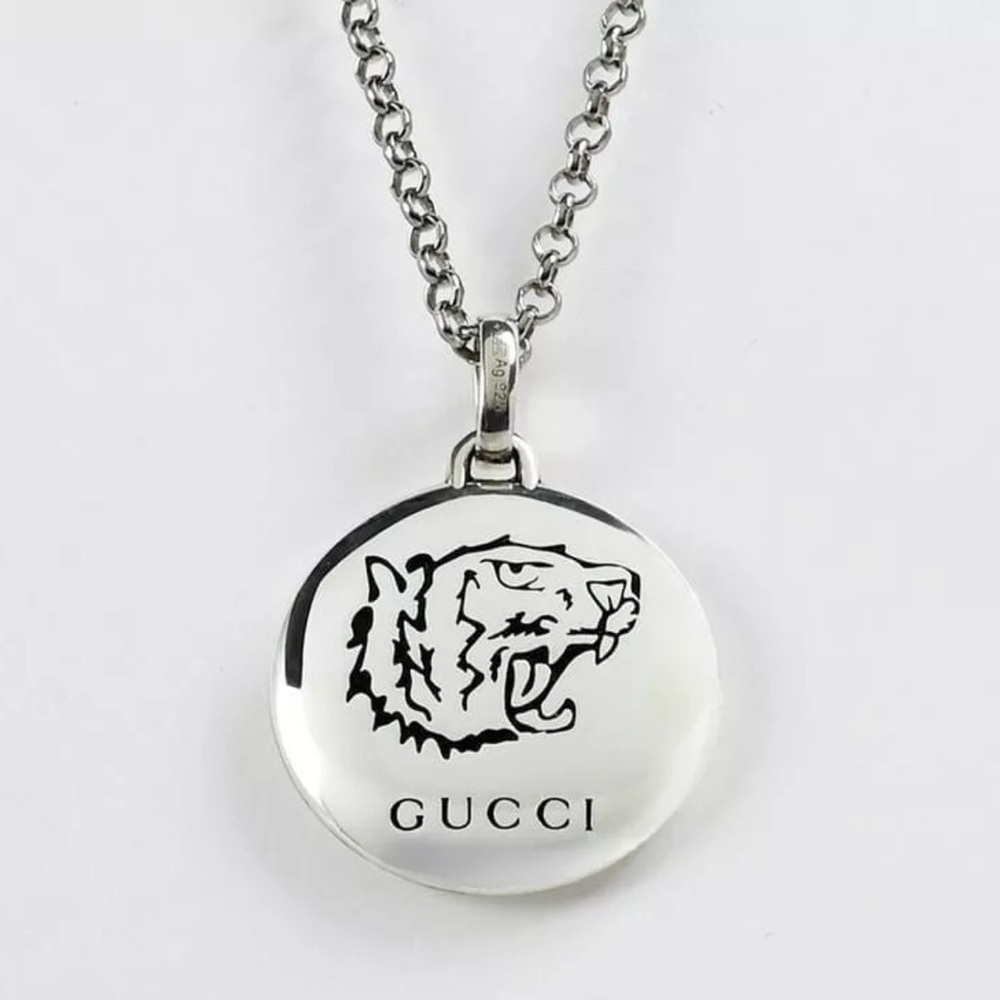 Gucci blind for love tiger Silver Pendant Necklace